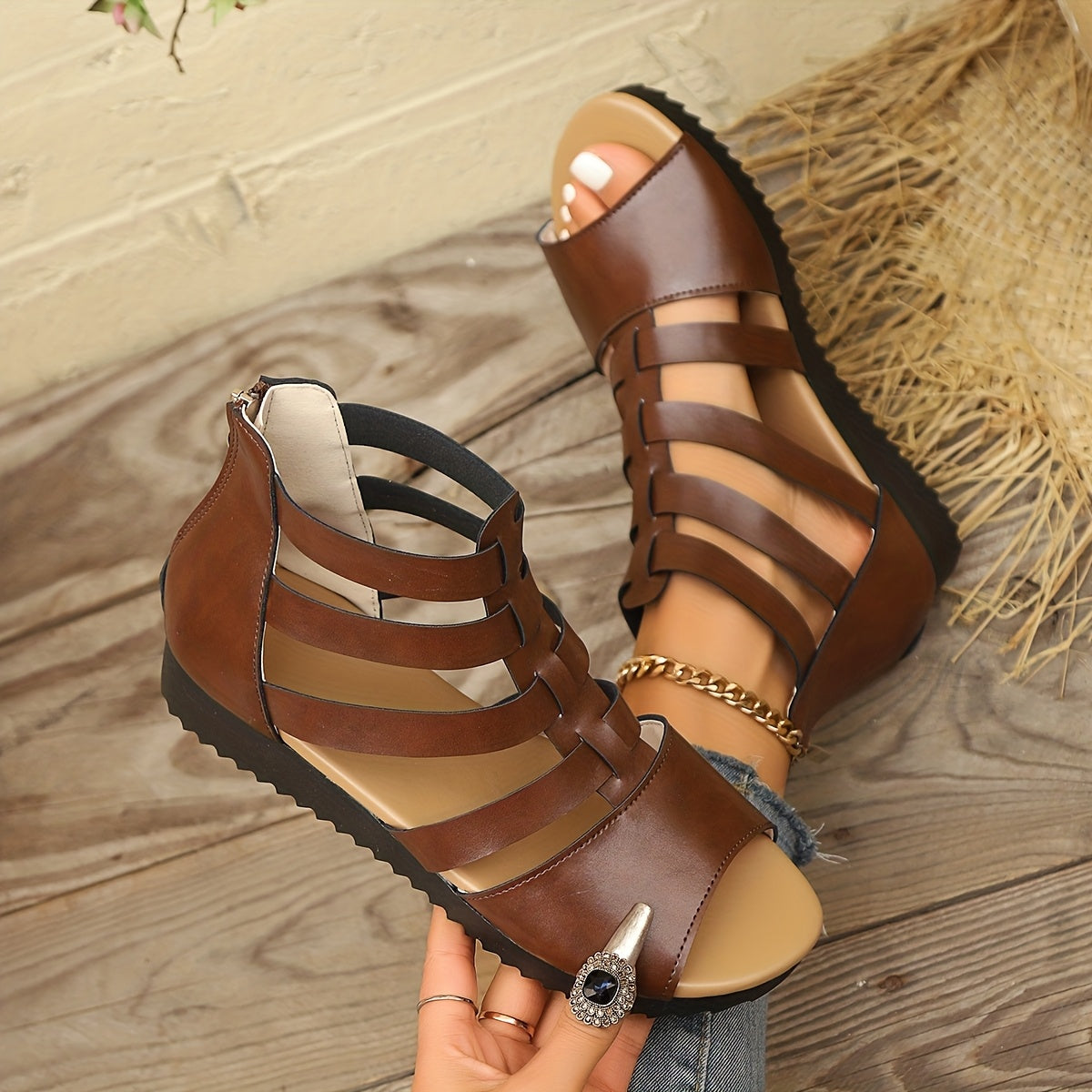 Women's Gladiator Platform Sandals - Thick Sole Low Heel, Crisscross Straps with Adjustable Buckle, Open-Toe Summer Sandals Rich Brown Faux Cover for Casual & Formal Outfits, Strappy Sandals, Outfit Complements, Comfortable I