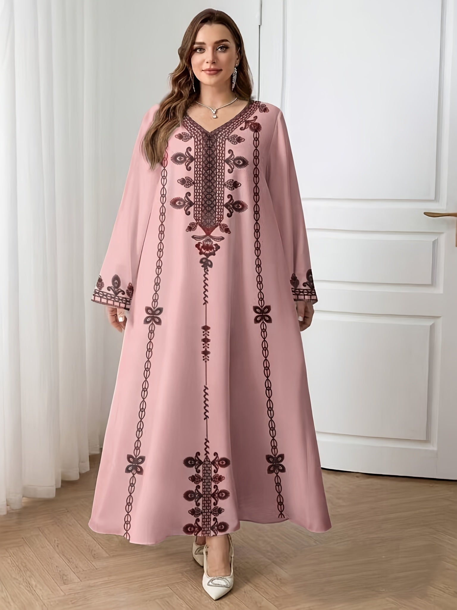 Elegant Plus Size V-Neck Maxi Dress with Intricate Floral Print, Loose Fit Long Sleeve Tunic for Women - All-Season Versatile Wear, Plus Size Dresses