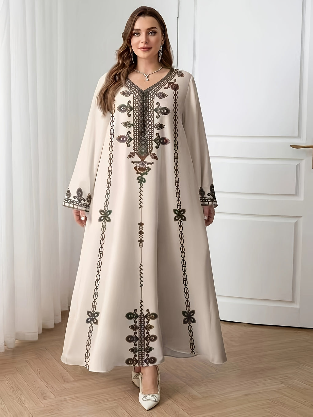 Elegant Plus Size V-Neck Maxi Dress with Intricate Floral Print, Loose Fit Long Sleeve Tunic for Women - All-Season Versatile Wear, Plus Size Dresses