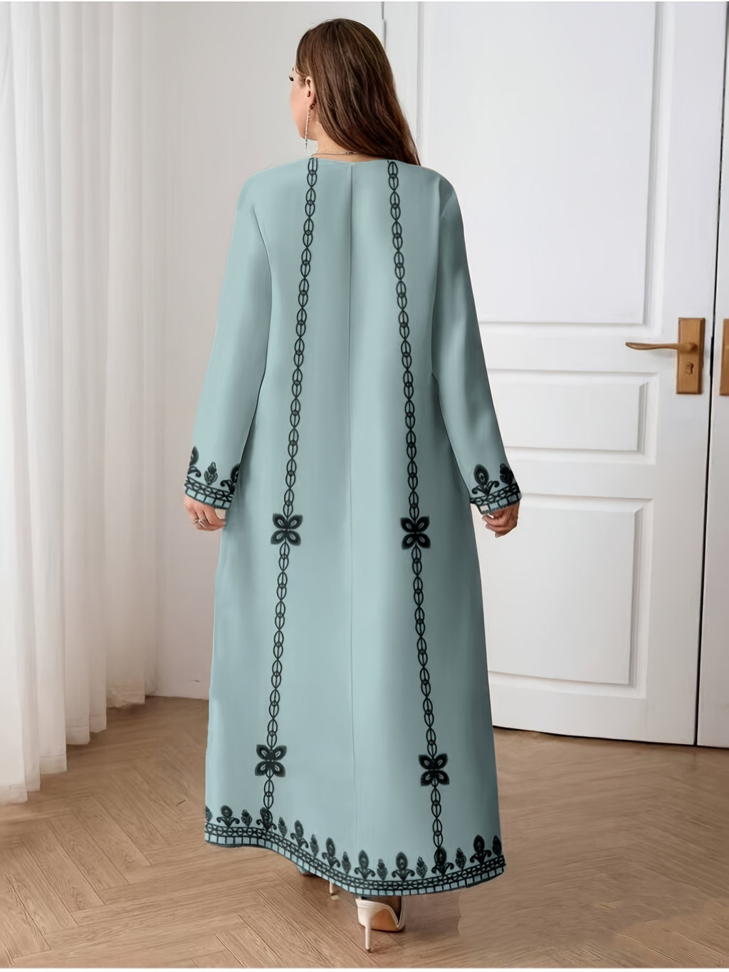 Elegant Plus Size V-Neck Maxi Dress with Intricate Floral Print, Loose Fit Long Sleeve Tunic for Women - All-Season Versatile Wear, Plus Size Dresses